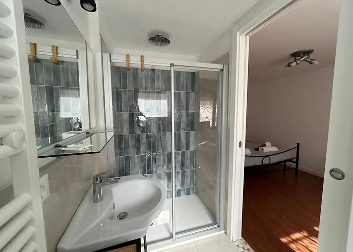 Bed & Breakfast La Boheme 3*